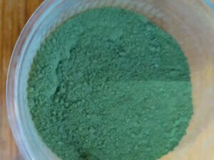 Brennnesselpulver aus getrocknetten Brennnesseln